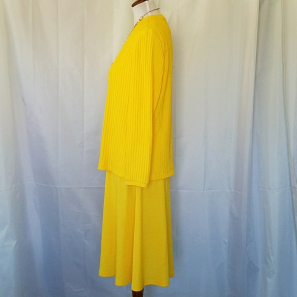 Vintage 80's Caron of Chicago Yellow Skirt… - Picture 4 of 9